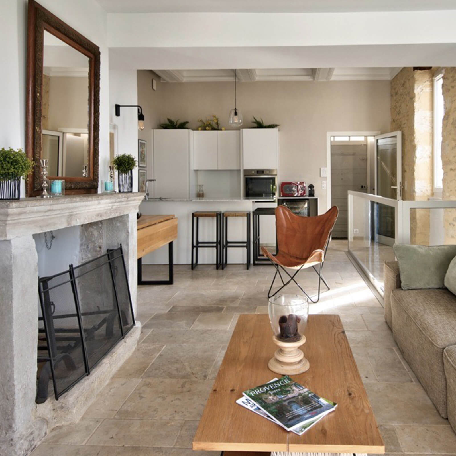 the-view-gordes-villa-kitchen-2