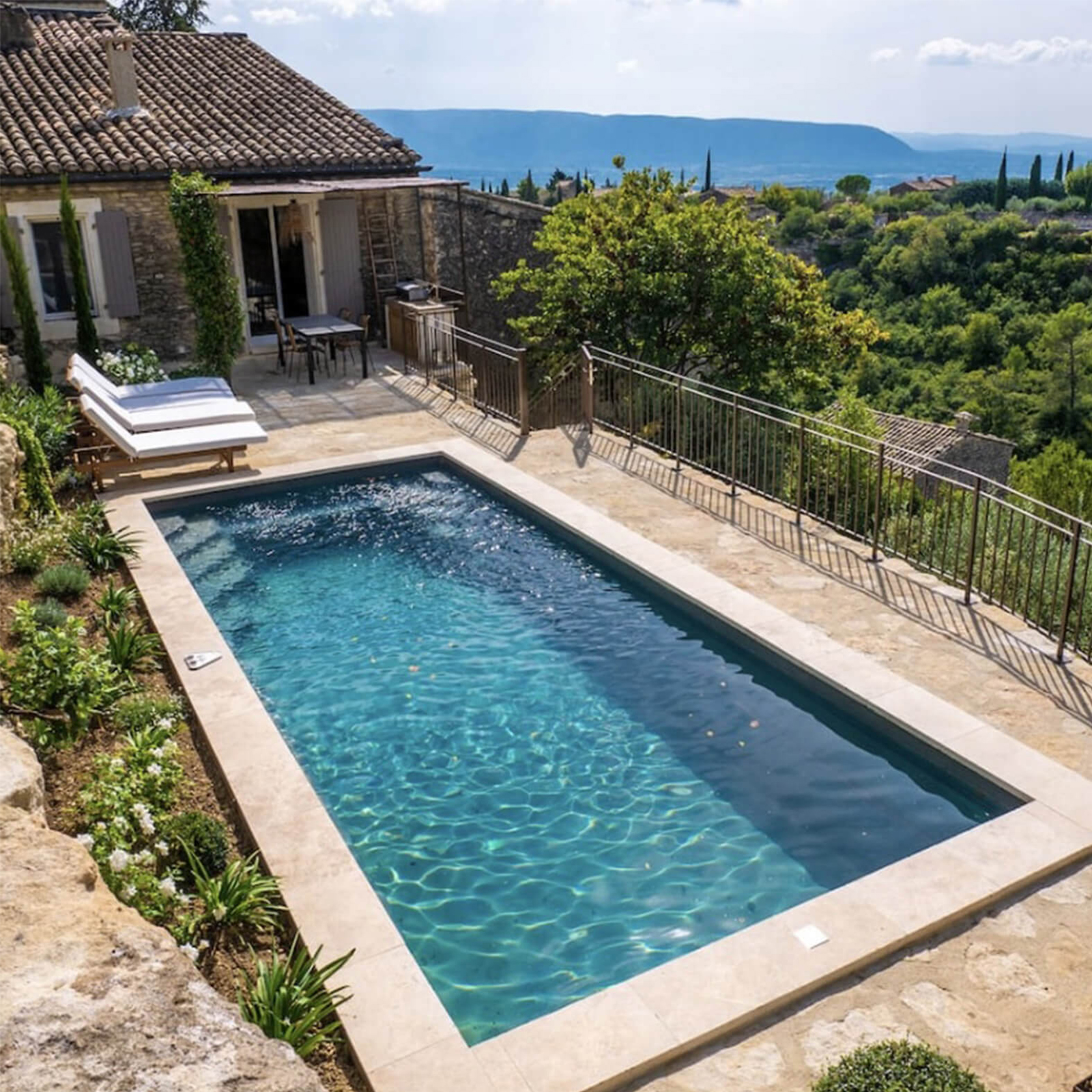 the-view-gordes-villa-pool-2
